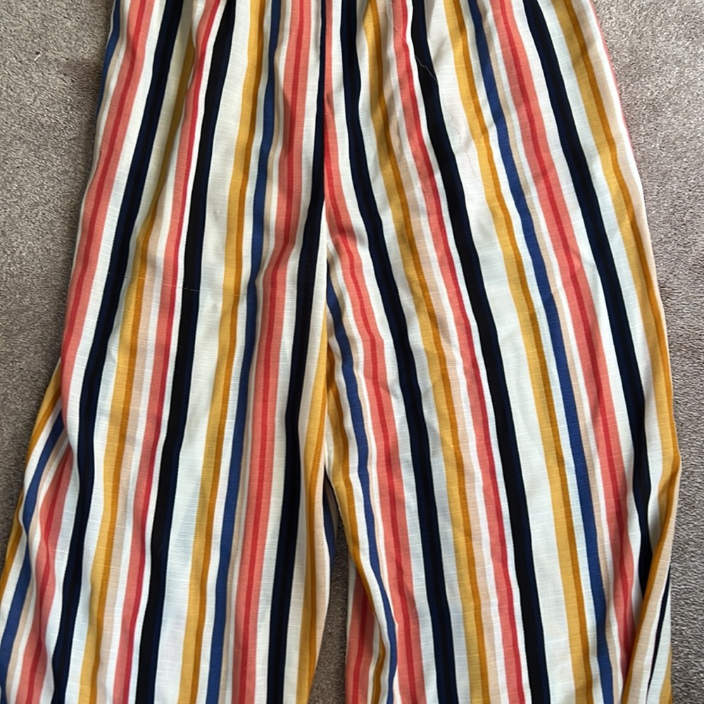 Very fun stripe pant jumpsuit - Picture 4 of 7